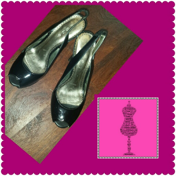 Summer Sandal Sale - Picture 2 of 2