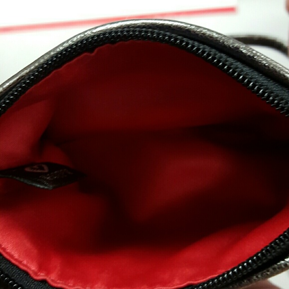 Authentic Coach wristlet - Picture 3 of 4