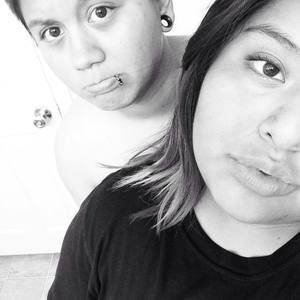 Meet your Posher, Yajaira