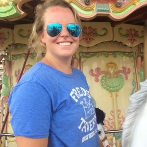 Meet your Posher, Maggie