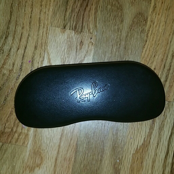 Ray-Ban Case