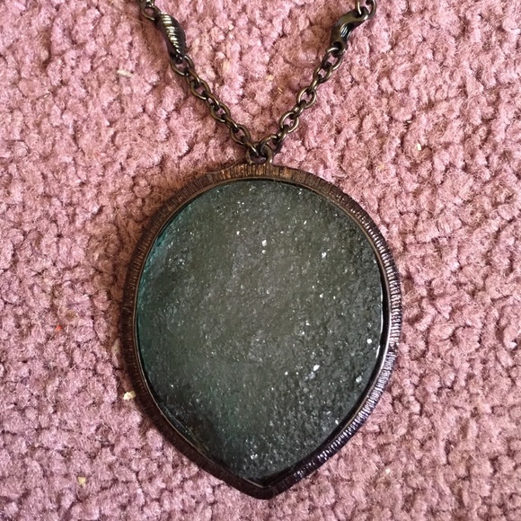 Kohl's Green Gem Necklace - Picture 2 of 3