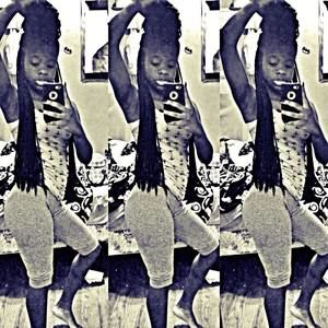 Meet your Posher, Gabrielle