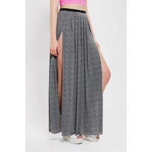 Silence + Noise Geo Print High-Slit Maxi Skirt