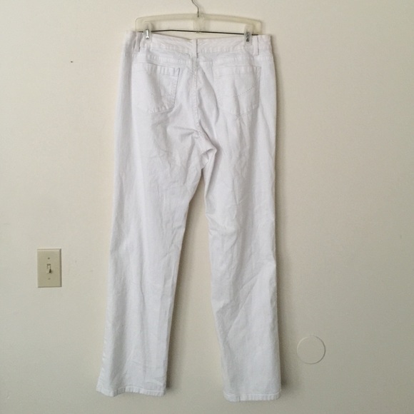 White Jeans - Picture 2 of 3