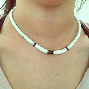 ❤️SUPER SALE❤️Pooka shell Necklace