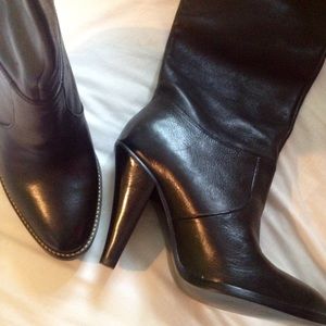 Black Leather Knee High Boots Sz7