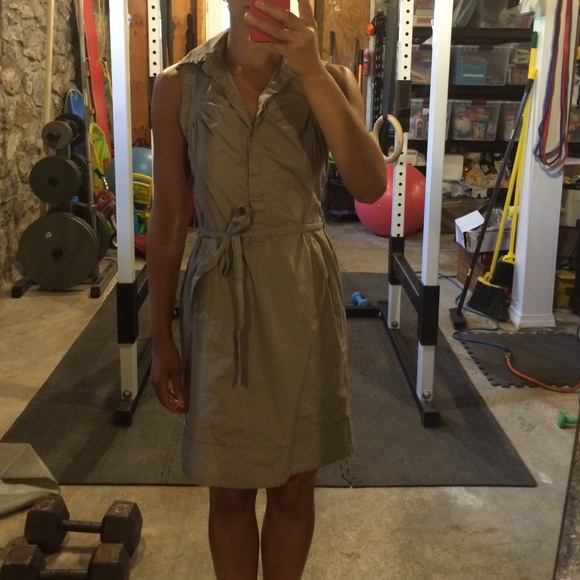 New York & Co. Cotton khaki dress with belt tie.