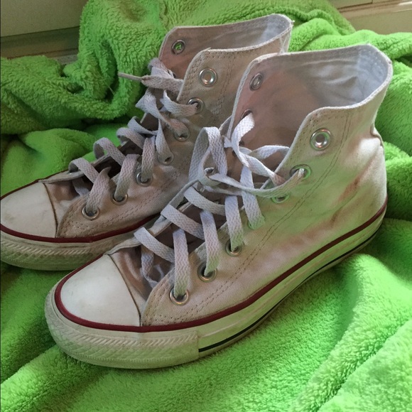 Women's size 6 tall white converse