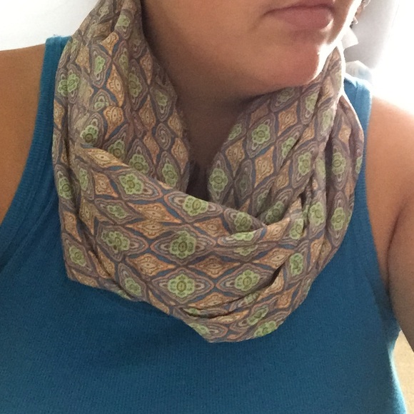 American eagle scarf - Picture 2 of 3