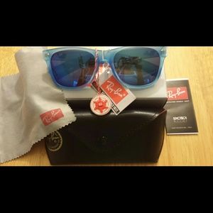 Ray Ban wayfarer polorized sunglasses
