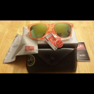 Ray Ban wayfarer Polorized Sunglasses