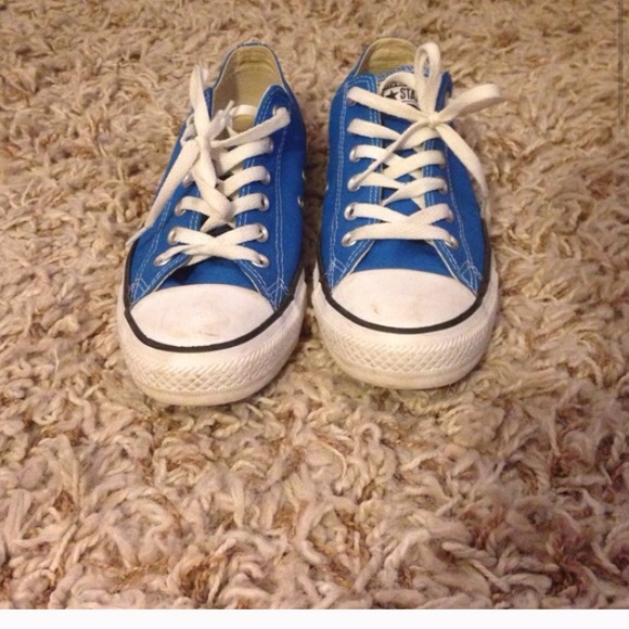 Blue converse