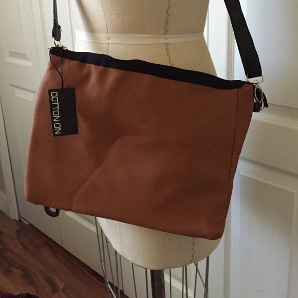 Double sided Black & Brown leather messenger bag