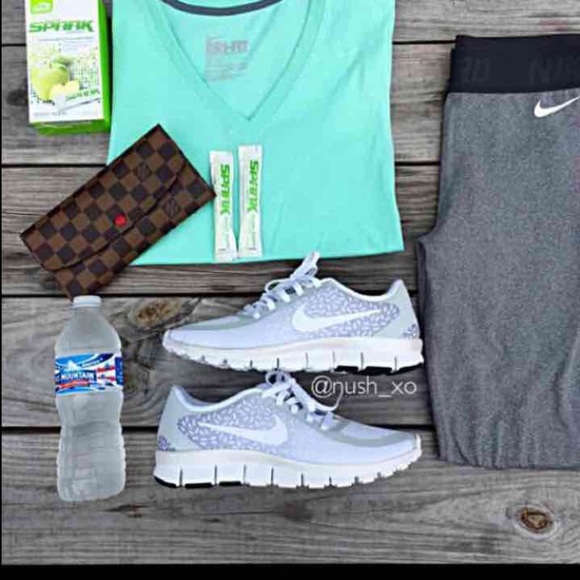 Nike Shoes - ! ⚡SOLD⚡️ Brand New! Ombre Nikes