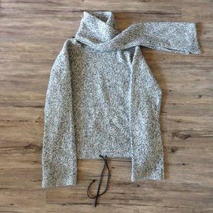 Unique heathered grey sweater