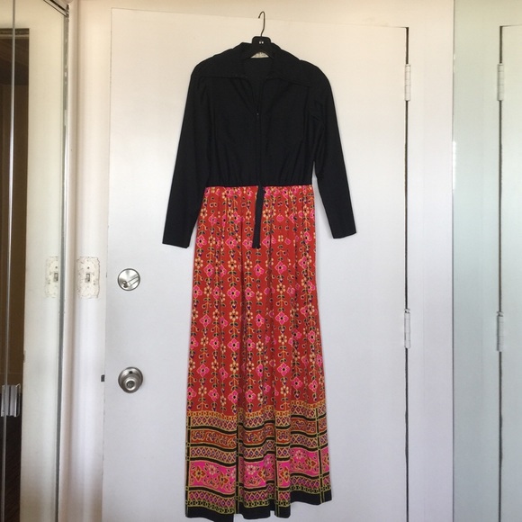 Black and multicolored Oscar de la renta dress