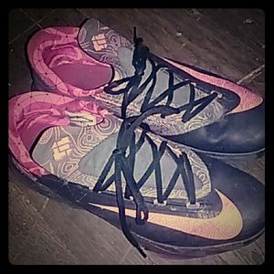 Kd lowtop spot shoes