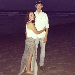 Meet your Posher, Larissa