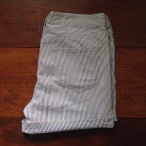 Madewell shorts size 29