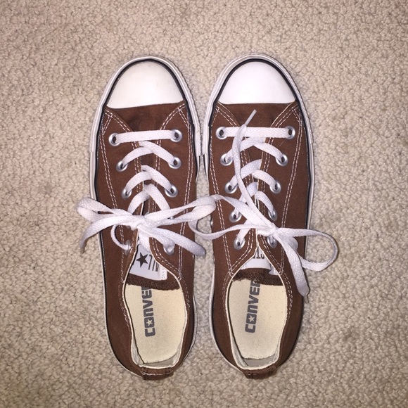 Converse low top