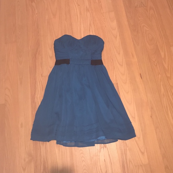 Formal turquoise strapless dress