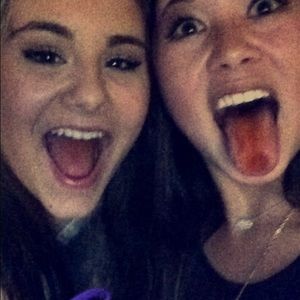 Meet your Posher, Reagan