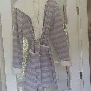 (SOLD) AMAZING plush bath/house robe