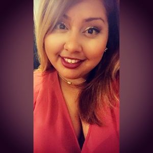 Meet your Posher, Carla