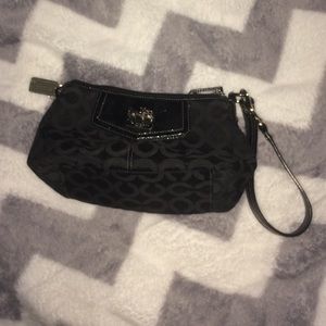 Coach wristlet/Purse ✨