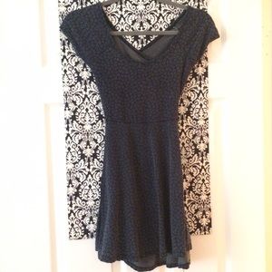 Brandy Melville | Cross back Dress