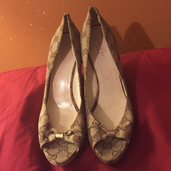 Gucci Logo Wedges
