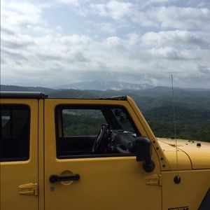 Meet your Posher, Corey