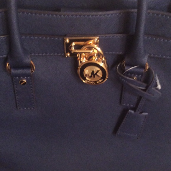 Michael Kors Hamilton Large North/ South Navy! - Picture 2 of 4
