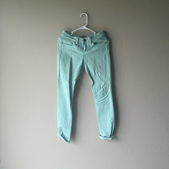 SUPER cute teal skinny Jeans :) EXCLLNT CONDITION
