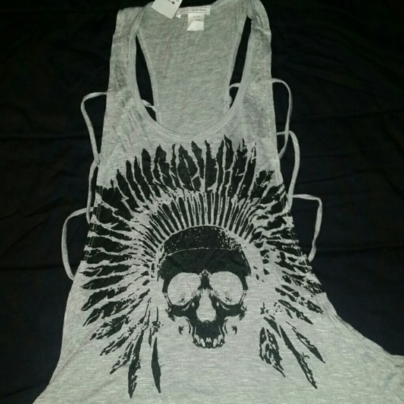 Gray tank