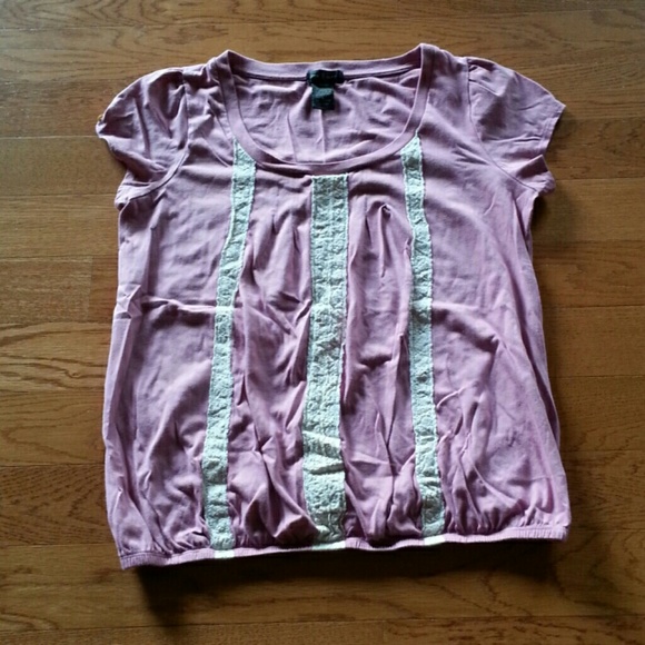 💥Donating! Make Offers!💥Boutique Tee