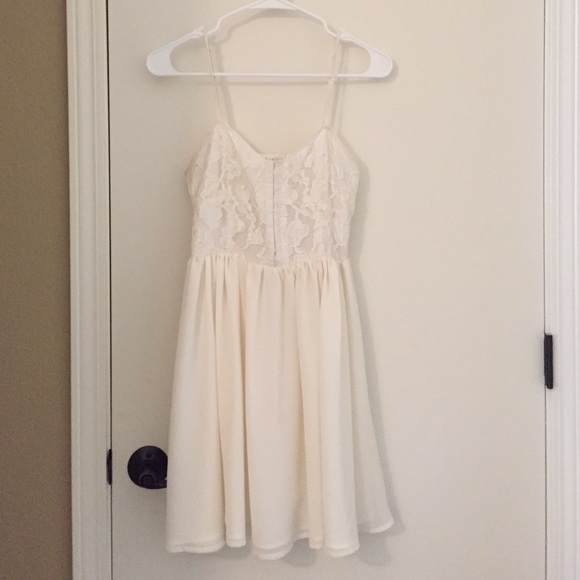 White lace flare dress