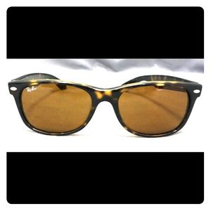 TRADED LOCALLY Ray Ban "New Wayfarer"  Authentic