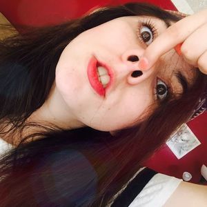 Meet your Posher, Nayeli