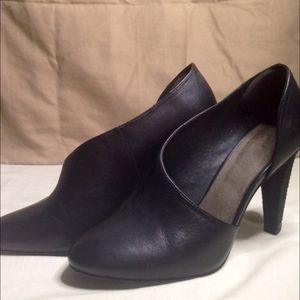 Joie black heel 8.5 or 9
