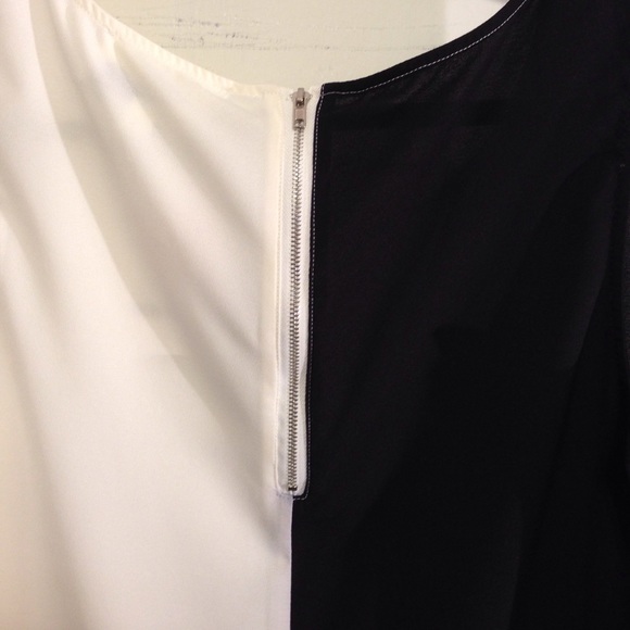 Top - Picture 3 of 3