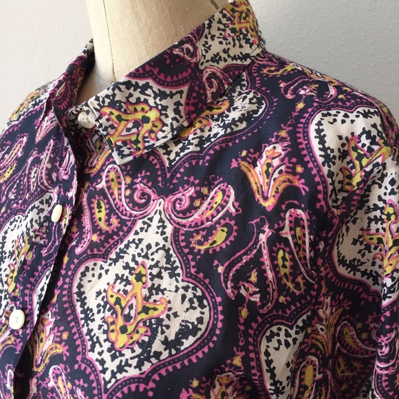 ❌SOLD❌J Crew Perfect Shirt in pink paisley - Picture 2 of 4