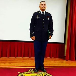 Meet your Posher, Aj