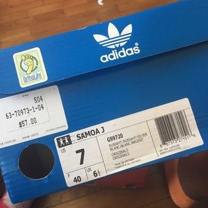 White Adidas Samoa