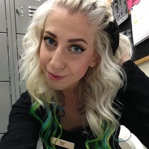 Meet your Posher, Megan