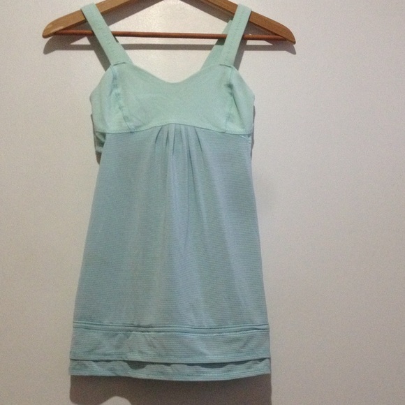 Lululemon tank built-in sports bra, high impact