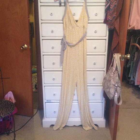 ELLEN TRACY JUMPSUIT - Picture 4 of 4