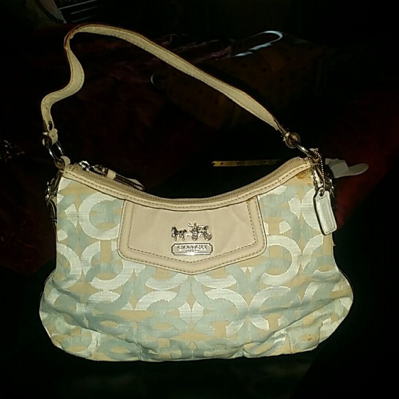 Handbag - Picture 2 of 4