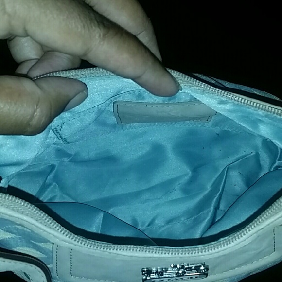 Handbag - Picture 4 of 4